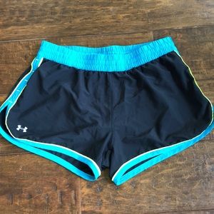 UNDER ARMOUR SHORTS
